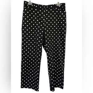 Jones New York Signature Black and White Polka Dot cropped pants.  Size 8